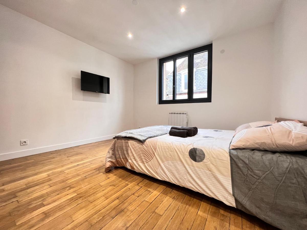Sens - Appartement Proche Gare Et Centre Ville - Wifi Fibre - Check In Autonome - Bel Espace De Vie - Smart Tv Exterior photo